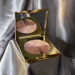 Ella Fitzgerald® Eyeshadow Quad -Eterna Beauty Shop IMG 1068 ret 38c35165 e1ec 4db9 a304 07f099ac378e