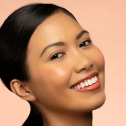 Eterna Beauty Shop 11 Eterna Beauty Shop -Eterna Beauty Shop poppy med skintone WEB